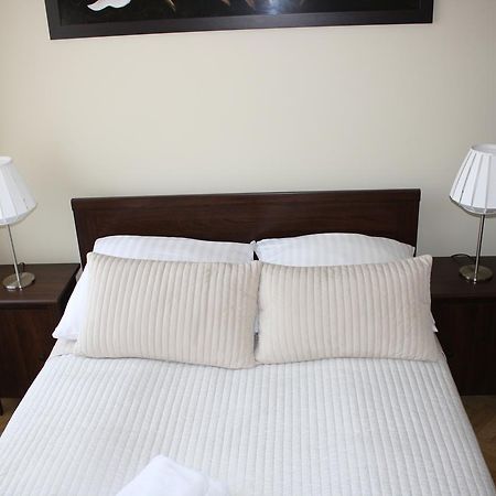 Place 4 You Apartments Krakow Dış mekan fotoğraf