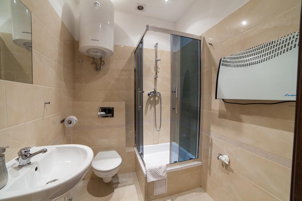 Place 4 You Apartments Krakow Oda fotoğraf